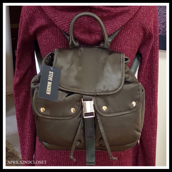 STEVE MADDEN LUXE MINI BACKPACK BUCKET BAG - Picture 6 of 8
